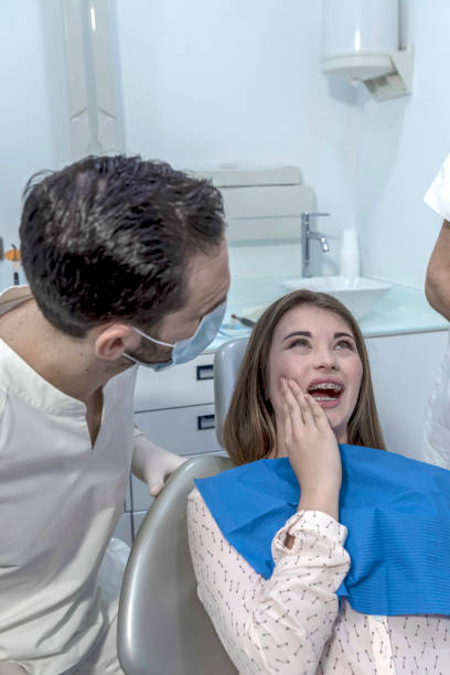 Best Dentist for Tooth Abscess  in Racend, LA
